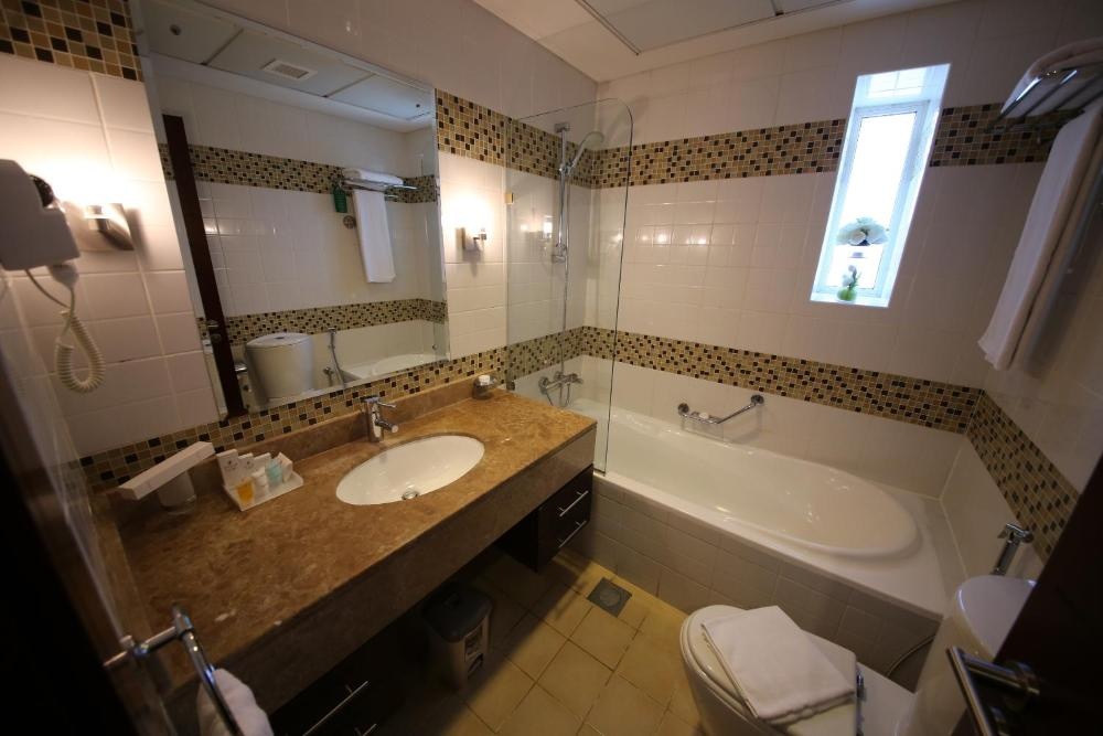 One-Bedroom Apartment at Tulip Hotel Apartments, photo 5